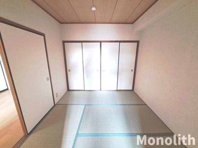 リバティ初芝の和室