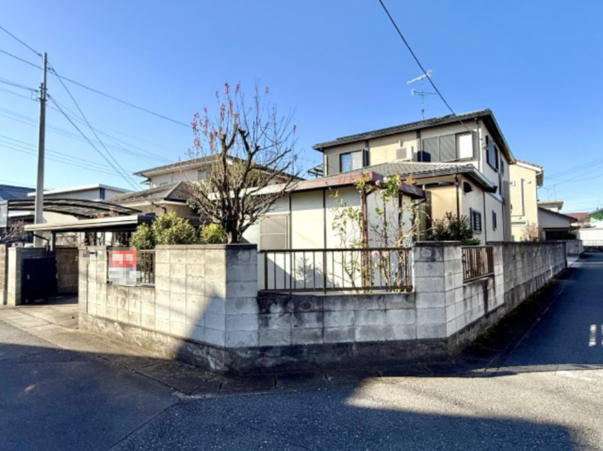 【中古戸建】本庄市見福の前面道路含む現地写真|■外観