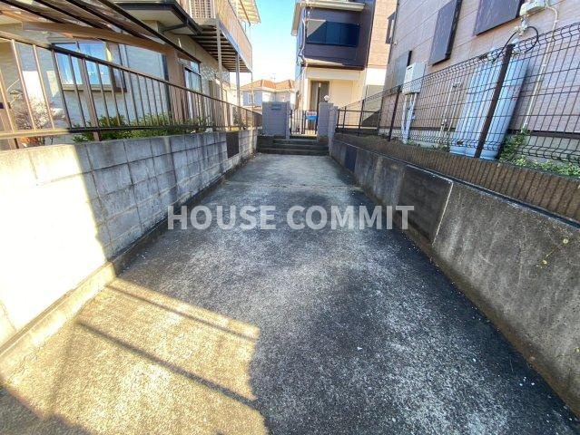 八街ほ　中古戸建の駐車場