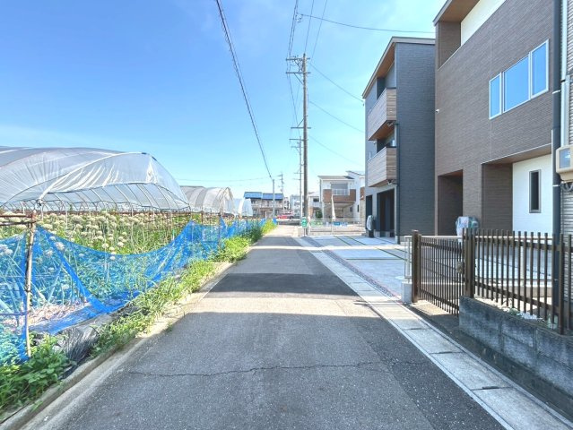 戸建　一宮市木曽川町黒田Ⅲ　全2区画分譲の前面道路含む現地写真|■前面道路　■ヤマダ不動産　株式会社リライフ　一宮店　■夢のマイホーム購入をフルサポートします！