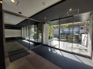 【エントランス】