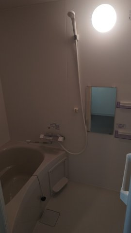 ジーメゾン明石林崎の浴室