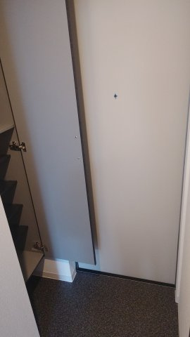 ジーメゾン明石林崎の玄関