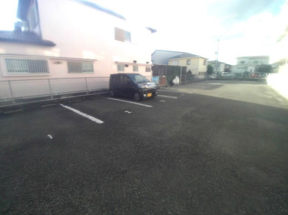 パークハイム永和の駐車場