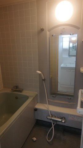 高砂ハイツの浴室