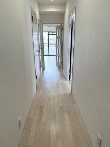 ブルーハイツ北別府の玄関