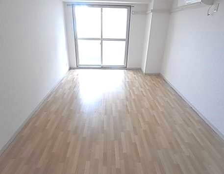 サンライズ明石の居間・リビング