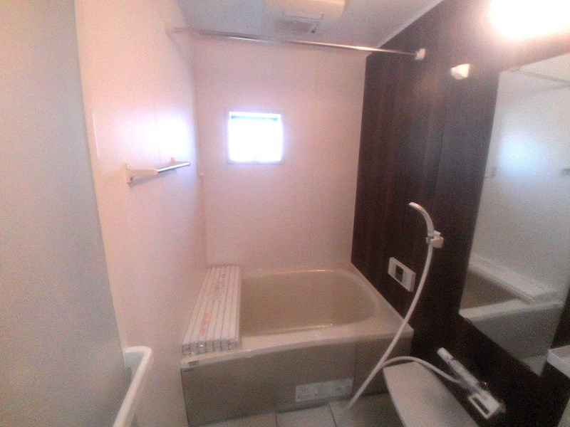 KARIN明石南の浴室