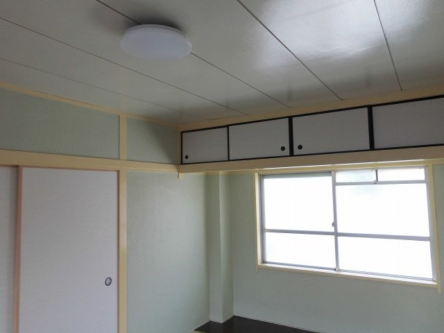 日下マンションの内装