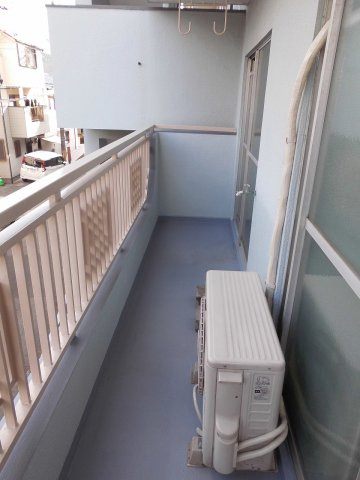 日下マンションのバルコニー