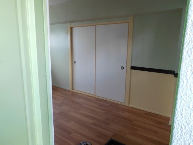 日下マンションの収納