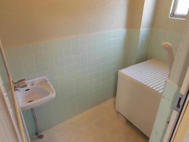 日下マンションの洗面所