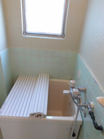 日下マンションの浴室