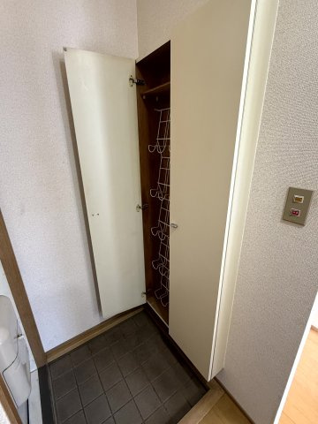 ソファレ池上の玄関