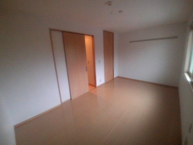 クレールの洋室