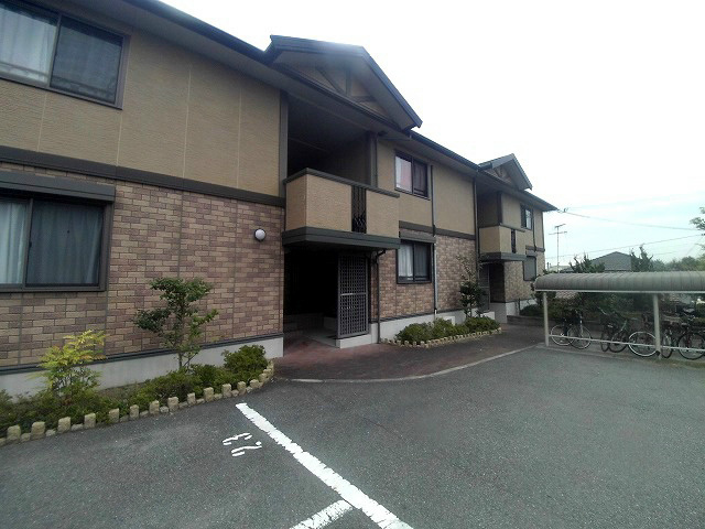 パルティーダC棟の外観