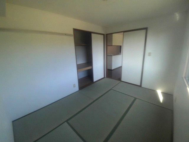 パルティーダC棟の和室