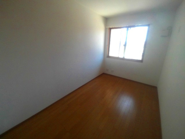 アルコバレーノⅤの洋室