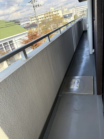 明高前アバンティのバルコニー