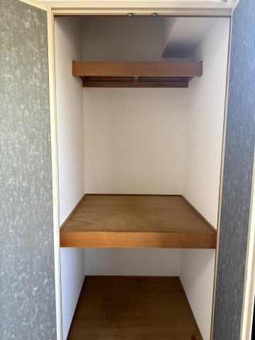 明高前アバンティの収納