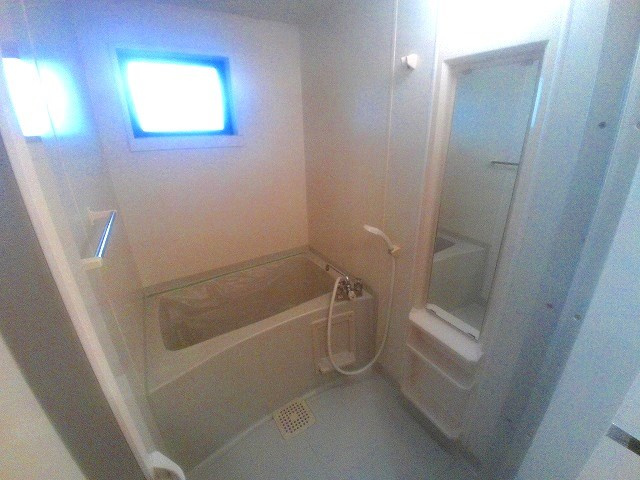 プリシエール南別府の浴室