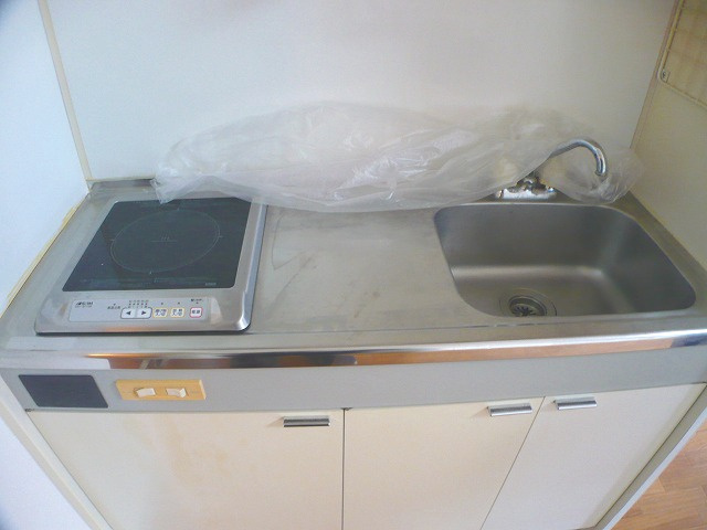 ジーニアス上の丸のキッチン