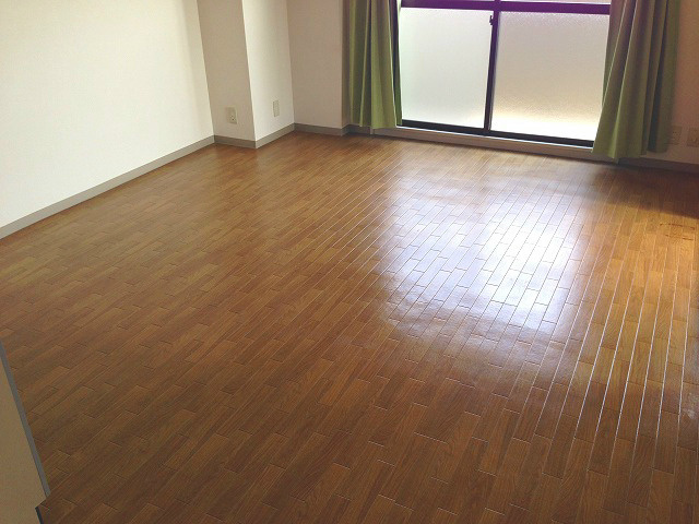 ウィステリア明石の居間・リビング