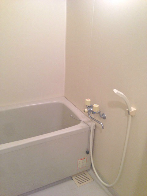 ウィステリア明石の浴室