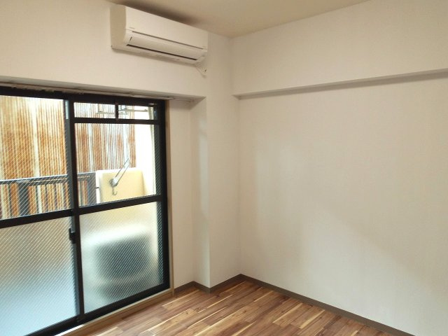 ボヌール西新町の居間・リビング