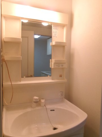 朝日プラザCITYウエストヒル神戸の洗面所