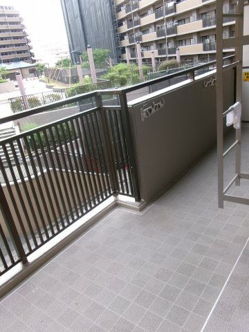 朝日プラザCITYウエストヒル神戸のバルコニー