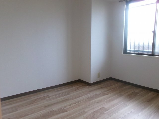 朝日プラザCITYウエストヒル神戸の洋室