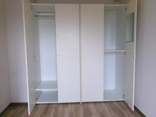 朝日プラザCITYウエストヒル神戸の収納