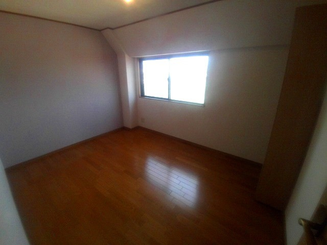 マンションエイトの洋室
