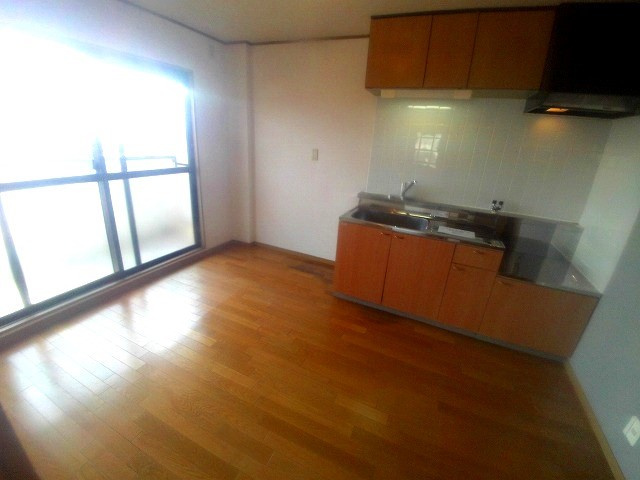 マンションエイトの居間・リビング