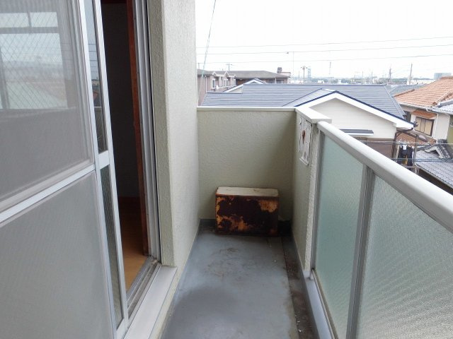 ハイフラット静徳のバルコニー