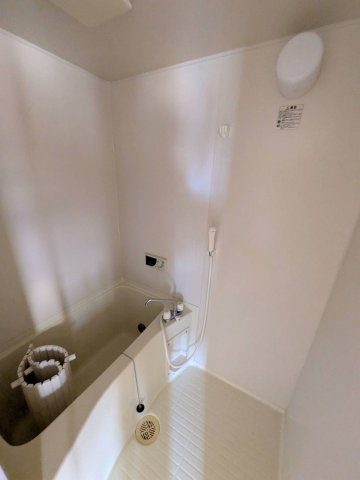 明神マンション1号の浴室