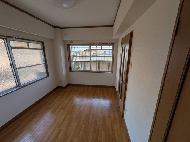 明神マンション1号の内装
