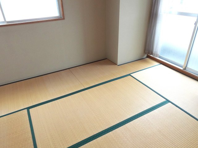 164ビルの和室