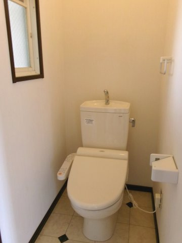 ウィンディアA棟B棟の洗面所