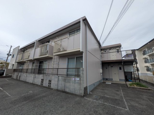 タウニー泉2の外観