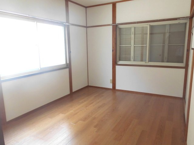 ドリームタウン西明石の洋室