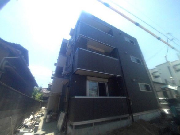 プリメーロ明石の外観