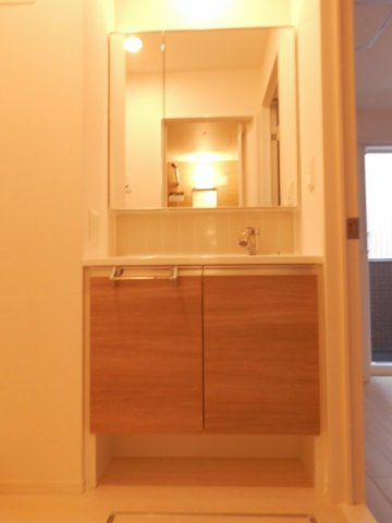 エスターテ西明石の洗面所