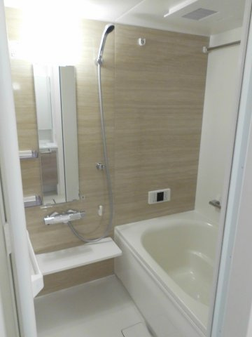 エスターテ西明石の浴室