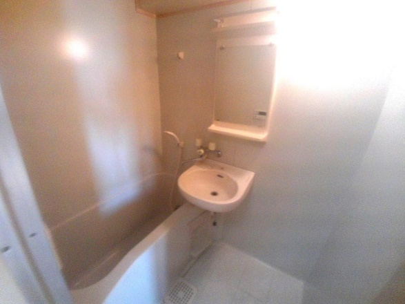 サンエキューズⅡの浴室