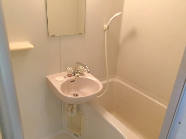 ベテルの洗面所