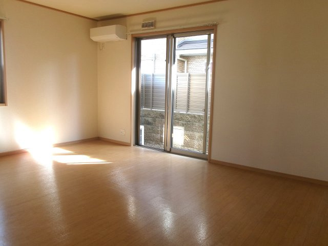 グランディールの居間・リビング