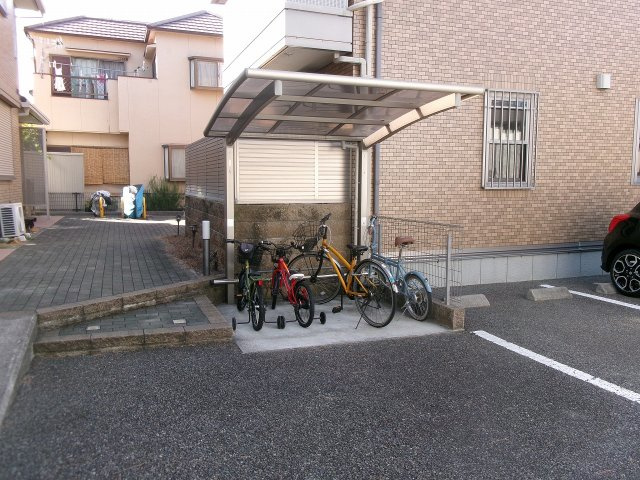 グランディールの駐車場