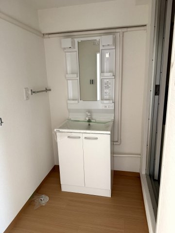 皐月マンションの洗面所
